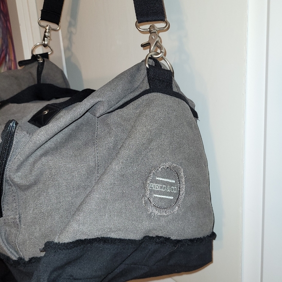 Field & Co duffel Bag - Picture 12 of 14